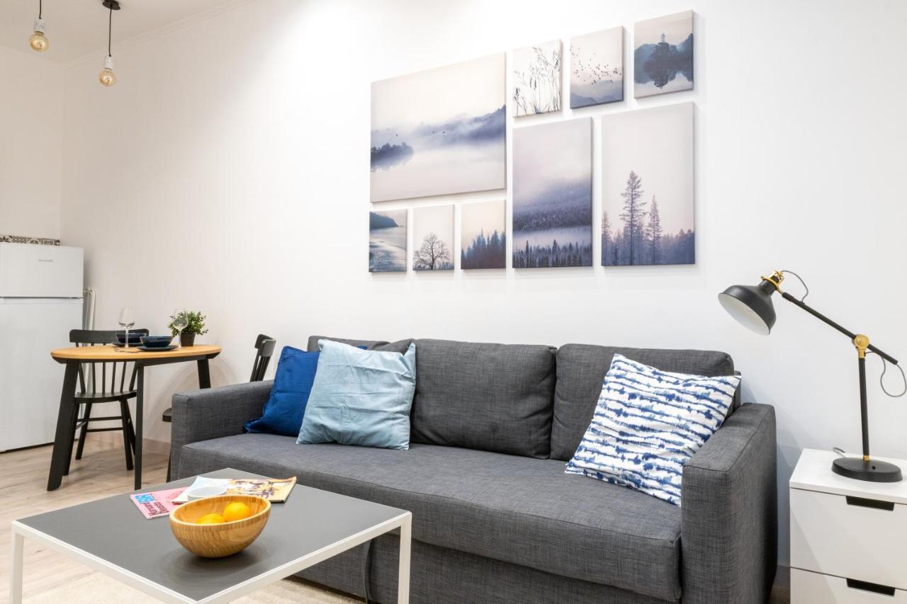Cozy Studio Apartment 5 Min From Camp Nou Barcellona Esterno foto